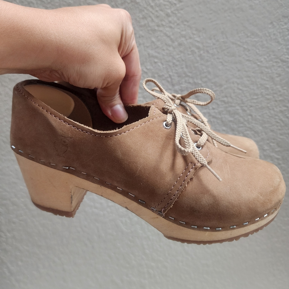 Soft brown lace up Sangens clogs size 37 - Picture 3 of 11